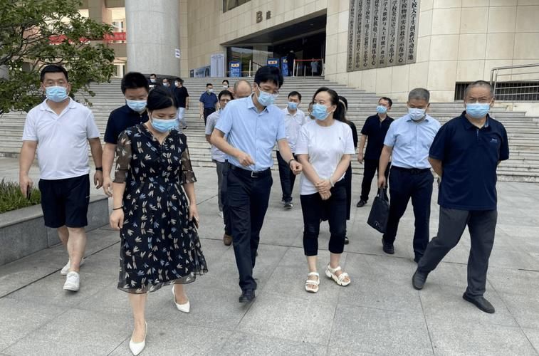 湖北武汉洪山区足不出户标准最新公布/武汉市洪山区购房落户政策