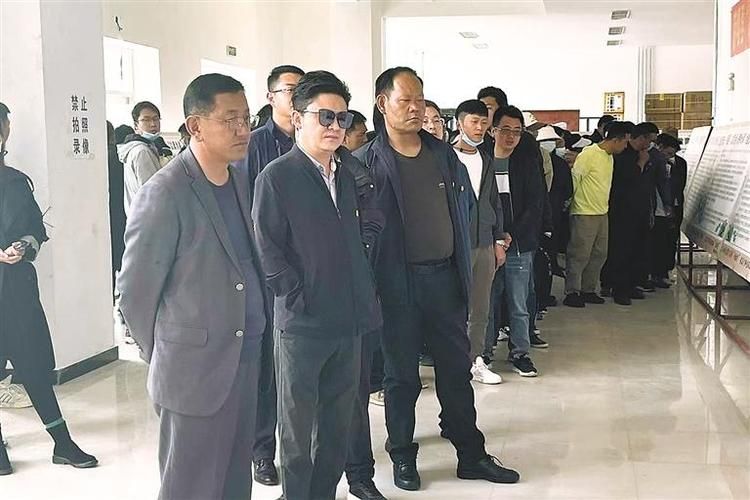 详细阅读: 西藏自治区日喀则萨嘎县新增29例死亡病例,从涉10省抵民权县:西藏日喀则最新新闻 西藏自治区日喀则萨嘎县新增29例死亡病例,从涉10省抵民权县:西藏日喀则最新新闻